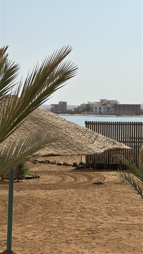 Others 2, Das Haus am Meer, Safaja
