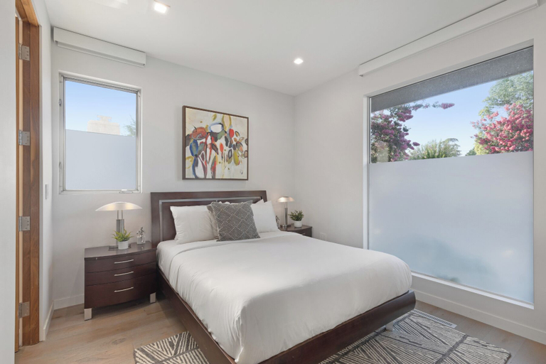 Bedroom 2, Lindenhurst, Los Angeles