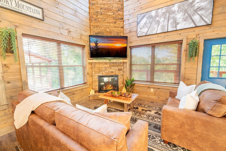 Living area 2, Amazing Grace, Sevier