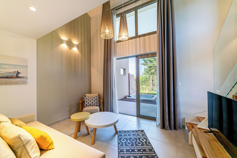 Others 4, Pelagus Villas, Central Macedonia