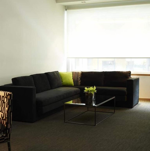Living area 2, Maple Square Hotel, Toronto
