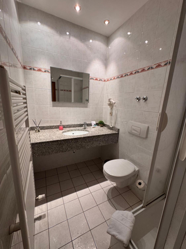 Bathroom 5, Villa am Peetzsee, Oder-Spree