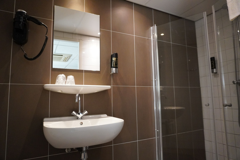 Bathroom 3, Westlake Hotels Amsterdam, Amsterdam