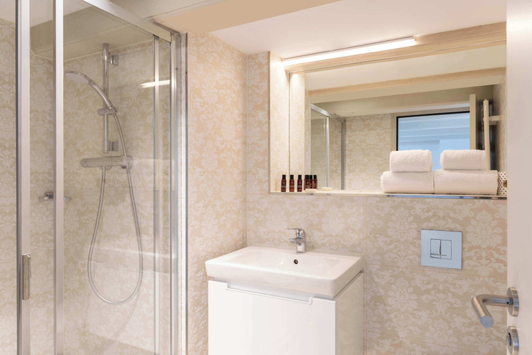 Bathroom 4, Wittenberg by Cove, Amsterdam