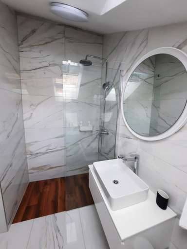 Bathroom 3, Apartments Ban, Omiš