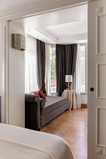 Bedroom 2, Hotel Britannia, Rome