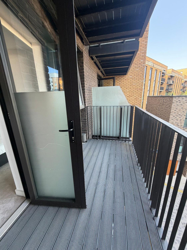 Others 4, Suites and Apartments, London