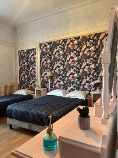Others 3, Hotel du chateau blanc, Seine-Maritime