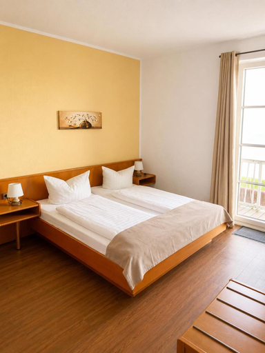 Bedroom 2, Hotel Seerose, Wilhelmshaven