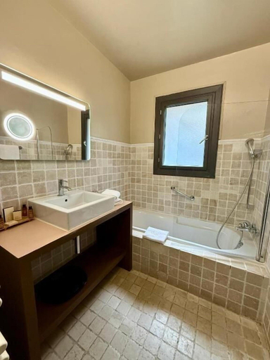Bathroom 5, Hotel La Villa Dune, Var