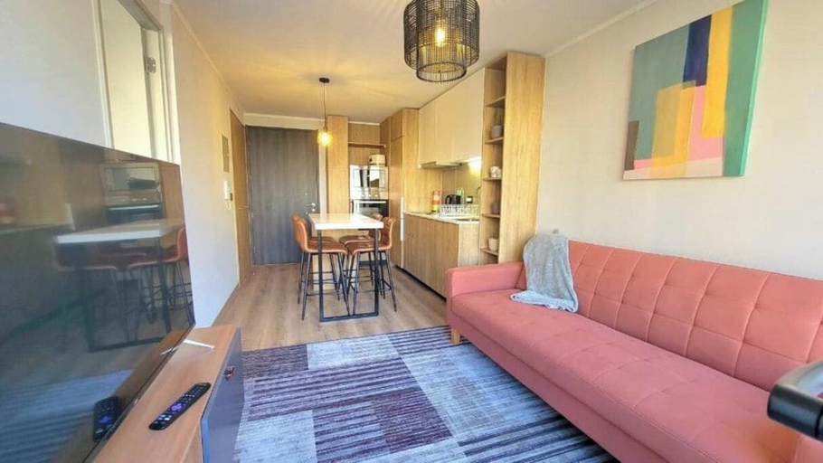 Living area 4, Rbk Dpto GIM-3 personas-Lavanderia-WIFI, Cordillera