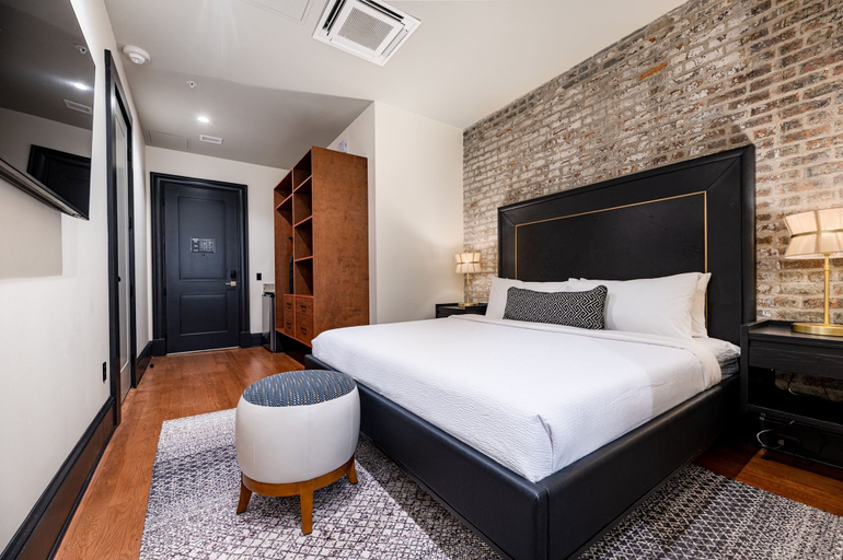 Room 3, Cozy Studio Steps to French Quarter The Mayfair, Orleans