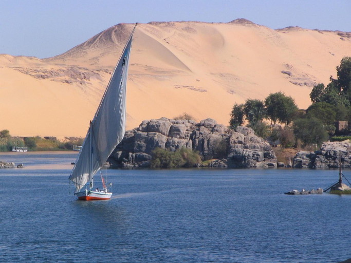 Others 4, SmSm Kato, Aswan