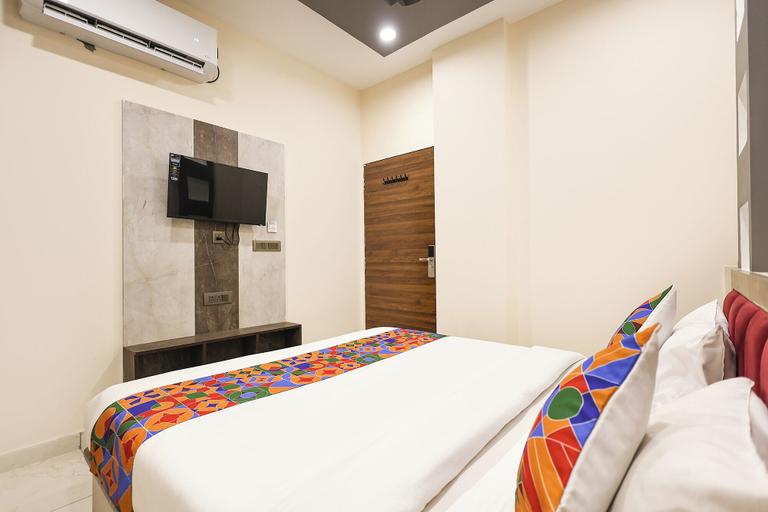 Room 3, Fabhotel Prime Shyam Emprial, Sikar