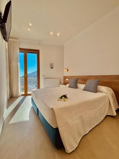 Room 2, Affittacamere Le Perseidi Agerola, Napoli
