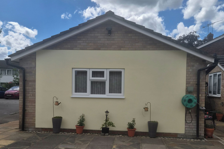 Exterior, Studio Sleeps 2 With Free Parking and Garden, Surrey