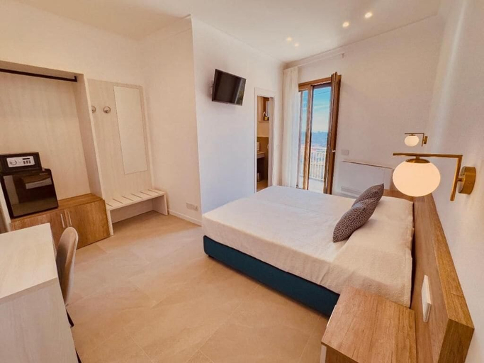 Room 5, Affittacamere Le Perseidi Agerola, Napoli