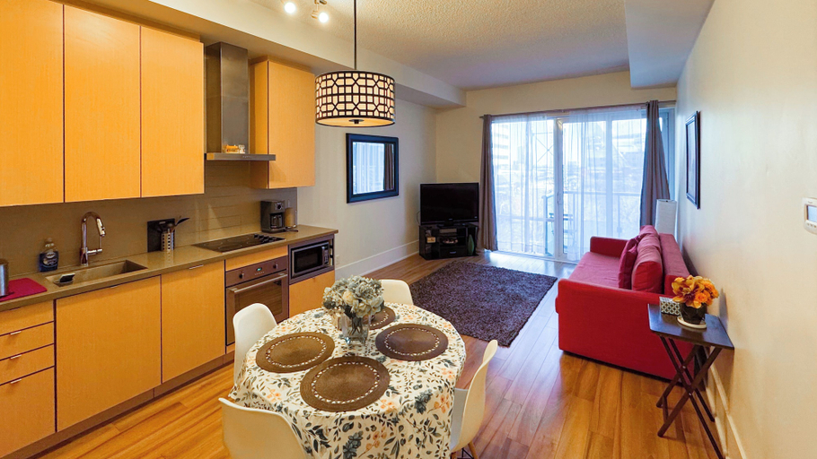 Living area, Aurora Lane Hotel, Toronto