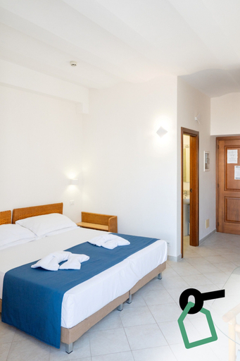 Room 5, Hotiday Fasano Mare, Brindisi