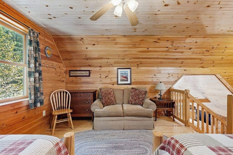 Room 2, 10-acre Waterfront Hideaway With Kayak, Private Dock on Prong Pond & Firepit, Piscataquis
