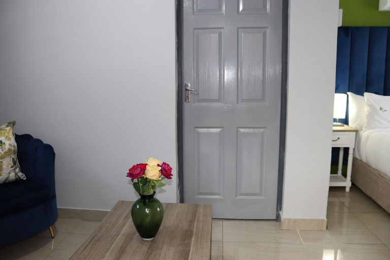 Bedroom 2, Uzuri Lifestyle, O.R.Tambo