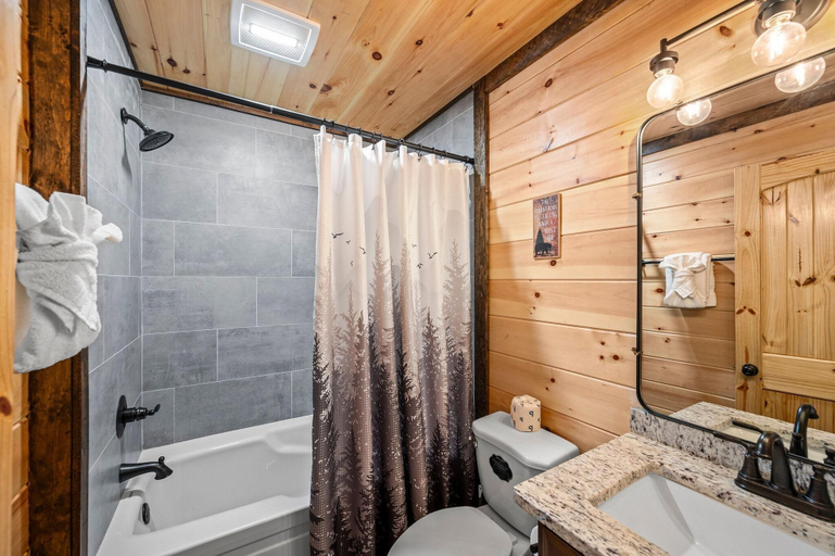 Bathroom 3, Mountain Vibes, Sevier