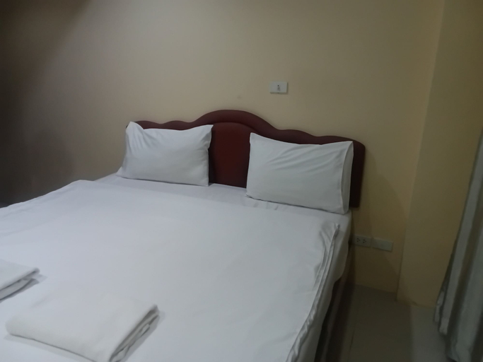 Room 5, Om kitchen, Wattana