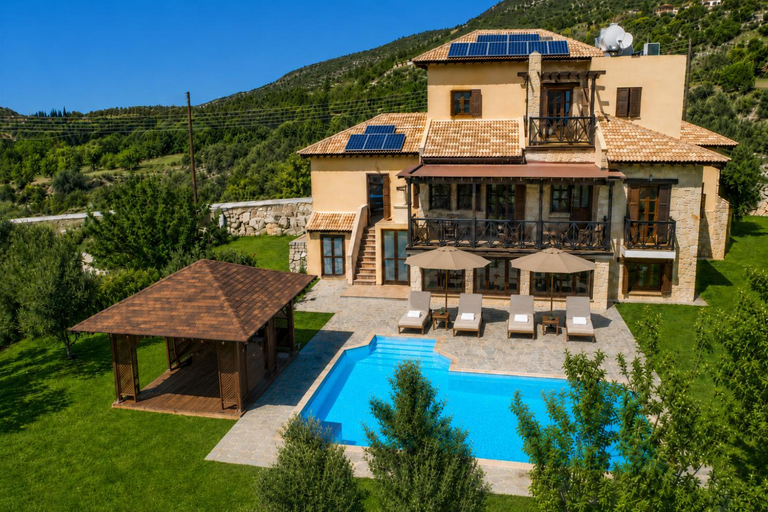 2, Villa River View