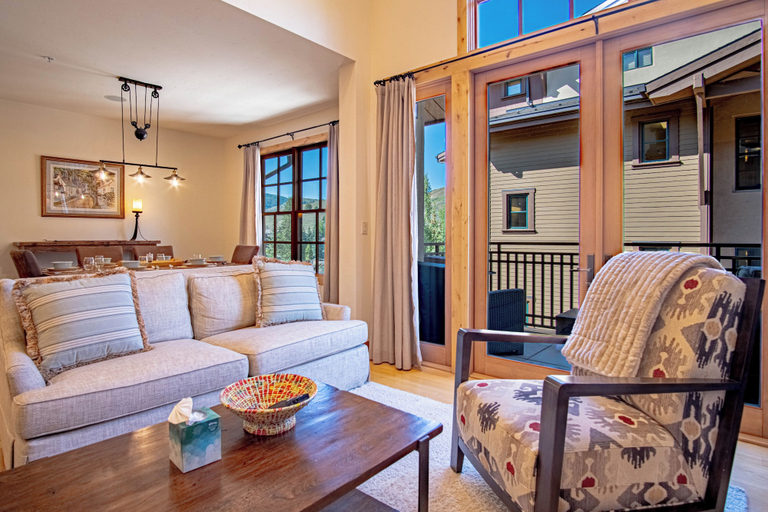 Living area 2, Elkhorn View Retreat, Blaine
