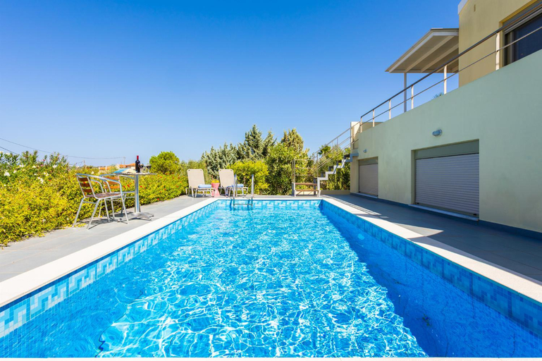 Others 3, Villa Litsa, Crete