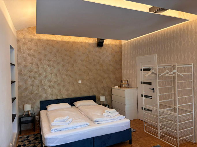 Bedroom 2, Naturalni vinarstvi DVOREK - Penzion, Bistro & Wellness, Břeclav
