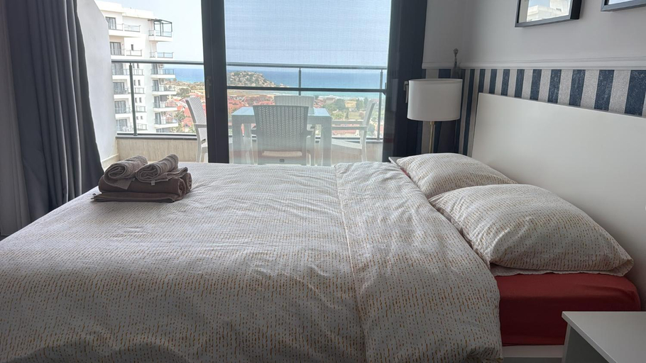 Bedroom 3, Terra Pool Apartment Studio Seaview (Caesar Blue)