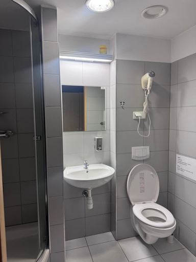 Bathroom 5, Hostel Guido, Zabrze