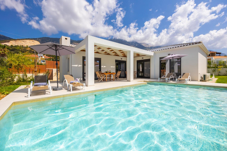 2, Villa Petra, Ionian Islands