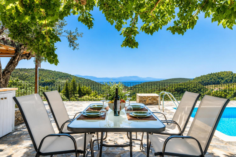 2, Oak Tree Cottage, Thessaly