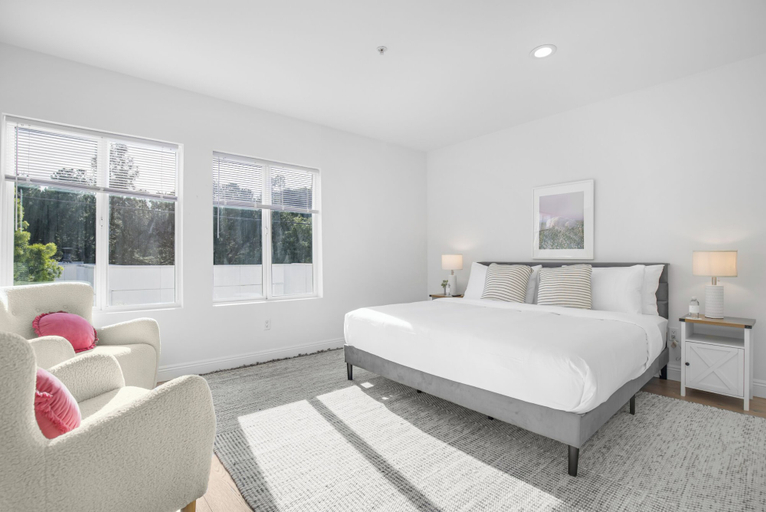 Exterior 4, Laurel Ridge, Los Angeles