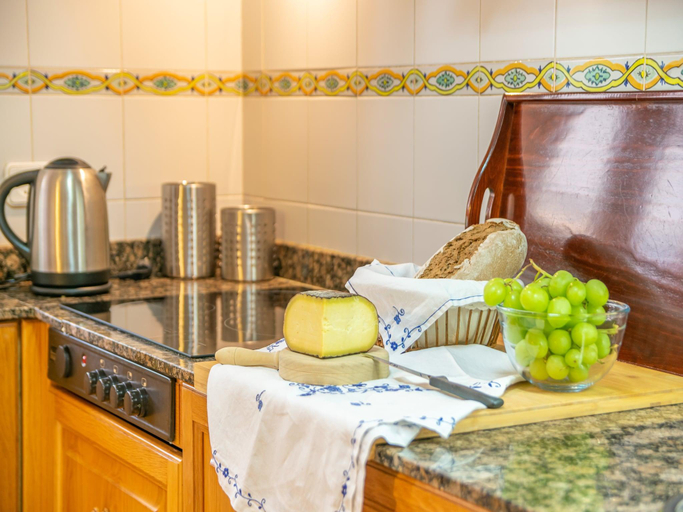 Others 3, Ca Na Rosa de Selva - Apartment With Pool, Baleares