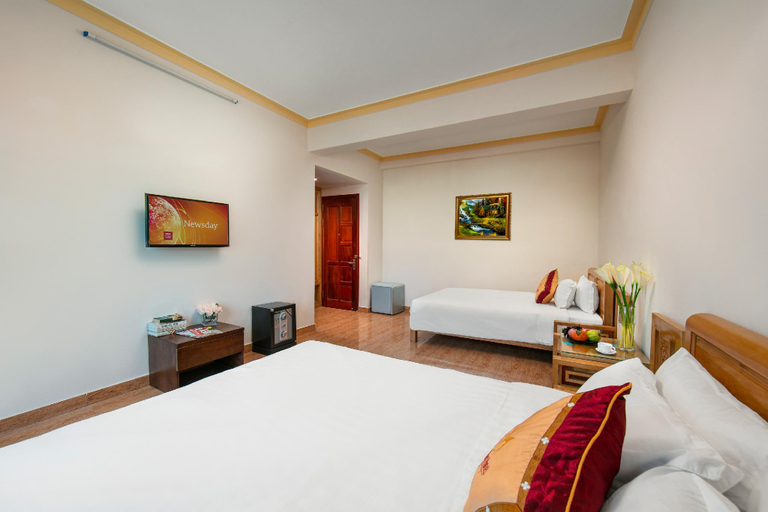 4, Sao Hai Tien Hotel, Hoằng Hóa