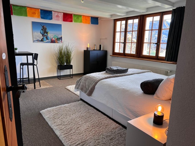 Bedroom, Himalayan vibes, Sierre
