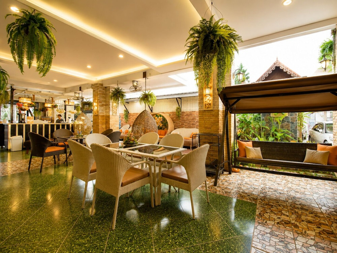 Food & Drinks 5, Chanaplace Lanna, Muang Chiang Mai