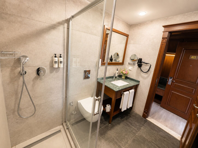 Bathroom 5, GLK PREMIER The Home Suites & Spa - Boutique Class, Fatih