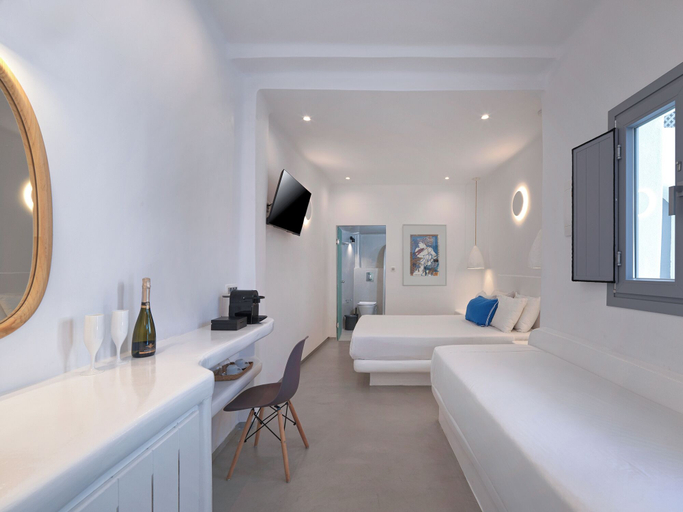 Bedroom 4, Tatakis Design Hotel, Fira, South Aegean