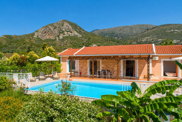 Sport & Beauty 3, Villa Peach, Ionian Islands