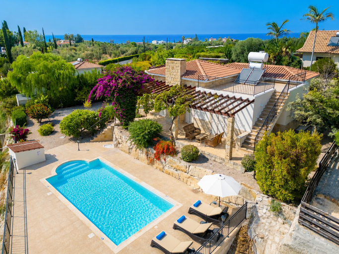 3, Villa Lone