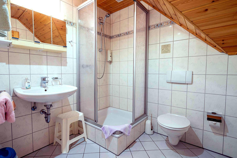 Bathroom 3, Landgasthof Rademacher, Olpe