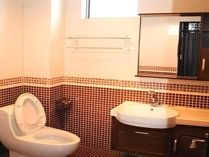 Bathroom, Lijiang Peach Hostel, Lijiang