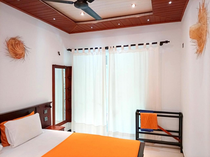 Bedroom 3, Happy Three Holiday Homes, Hikkaduwa