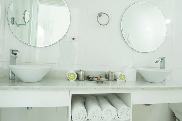 Bathroom 4, Le Cameleon Puerto Viejo, Talamanca