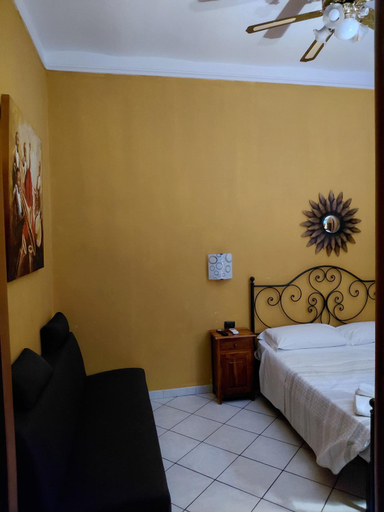 Bedroom 4, Viennese Due Bed and Breakfast, Rome