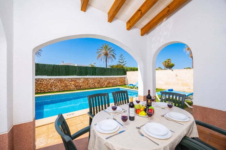 Food & Drinks, Villa La Luna, Baleares